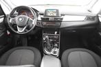 BMW 2 Serie Active Tourer 220i Centennial Executive SDrive *, Auto's, BMW, Voorwielaandrijving, 1998 cc, Wit, Origineel Nederlands