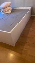 Mooi wit massief houten bed 160 breed, Huis en Inrichting, Slaapkamer | Bedden, 160 cm, Gebruikt, Ophalen of Verzenden, Wit