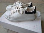 Alexander Mqcueen maat 38, Kleding | Dames, Schoenen, Wit, Ophalen of Verzenden, Sneakers of Gympen, Zo goed als nieuw
