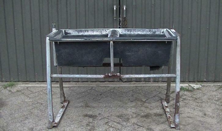 🌈 Kantel-waterbak kunststof drinkbak en beton-waterbak 🌈, Dieren en Toebehoren, Overige Dieren-accessoires, Gebruikt, Ophalen