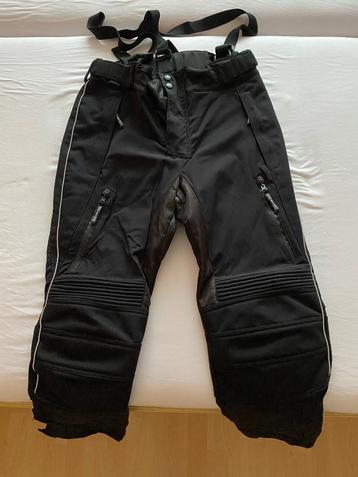 Motor broek  beschikbaar voor biedingen