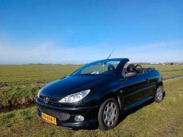 Peugeot 206 1.6 16V CC 2004 Zwart beschikbaar voor biedingen