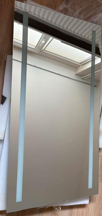 Spiegel 120x60 cm beschikbaar voor biedingen