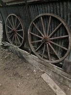 Antieke wagenwielen, Ophalen