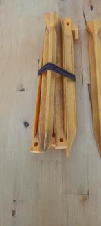 Kunststof tentharingen., Ophalen