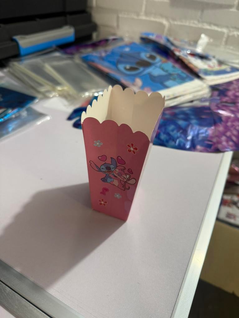 Stitch popcorn/traktatie doosje roze € 0,60, Verzenden, Nieuw, Feestartikel, Verjaardag