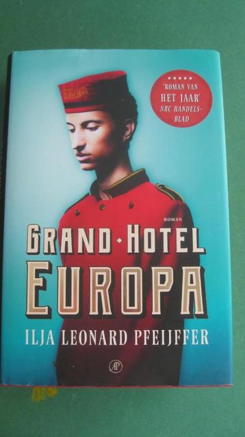 Ilja Leonard Pfeiffer - Grand Hotel Europa beschikbaar voor biedingen
