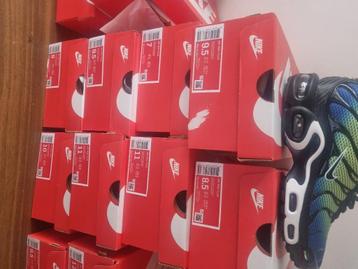 Nike air max plus/tn beschikbaar voor biedingen
