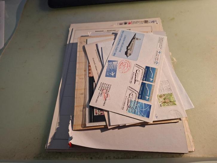 Uit een snuffeldoos met zakjes, kaarten, bladen: deel 85, Postzegels en Munten, Postzegels | Volle albums en Verzamelingen, Buitenland