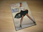 Judith Krantz - Dazzle, Ophalen of Verzenden, Gelezen