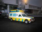 Mercedes Benz V123 Binz Ambulance GGD Regio Stedendriehoek, Ophalen of Verzenden, Gebruikt, Auto, Corgi