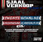 Gezocht! FC Twente - Schalke 04 Sjaal dm om te kopen of ruil, Ophalen of Verzenden, Zo goed als nieuw, Clubaccessoires