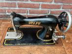 Antieke Pfaff Naaimachine in Houten Kast, Ophalen