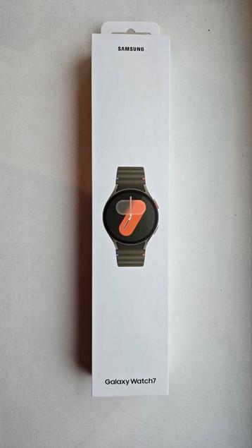 Samsung Galaxy Watch7 sealed beschikbaar voor biedingen