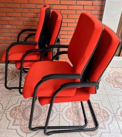 4 stuks Bèta stoelen, de rugleuning is in hoogte verstelbaar, Huis en Inrichting, Stoelen, Gebruikt, Vier, Kunststof, Metaal, Stof