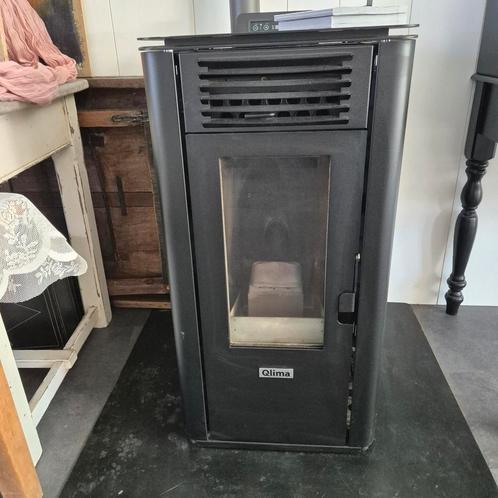 paar x aangehad palletkachel Qlima Fiorina 74 S-Line, Huis en Inrichting, Kachels, Zo goed als nieuw, Petroleumkachel, Overige brandstoffen