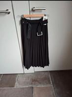 Prachtig stoere / nette plissé rok, Maat 38/40 (M), Made in Italy, Zwart, Nieuw