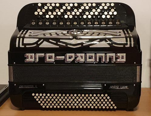 Accordiola Cromaton V Grand Luxe, mooi en goed, met koffer., Muziek en Instrumenten, Accordeons, Gebruikt, 120-bas, Accordiola