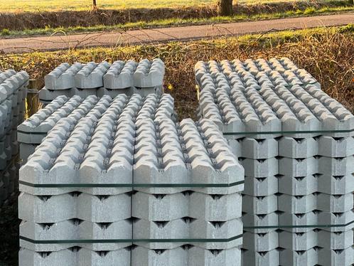 Grastegels, Grasblokken, Doorgroeitegels nergens goedkoper., Doe-het-zelf en Verbouw, Metselstenen, Nieuw, Bakstenen, Verzenden