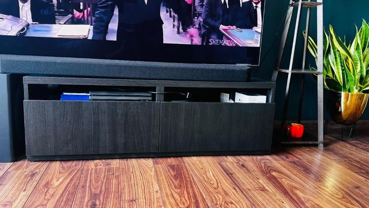 TV meubel Tv kast IKEA Besta (zwartbruin), Huis en Inrichting, Kasten | Televisiemeubels, Zo goed als nieuw, Minder dan 100 cm