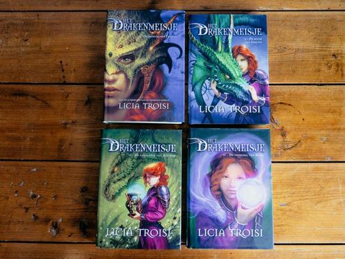 Het Drakenmeisje #1-4, Licia Troisi, hardcovers, Boeken, Fantasy, Gelezen, Ophalen of Verzenden
