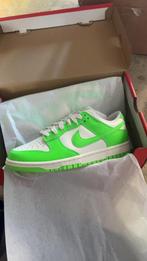 Nike dunk low sailgreen, Kleding | Dames, Schoenen, Ophalen, Zo goed als nieuw, Sneakers of Gympen