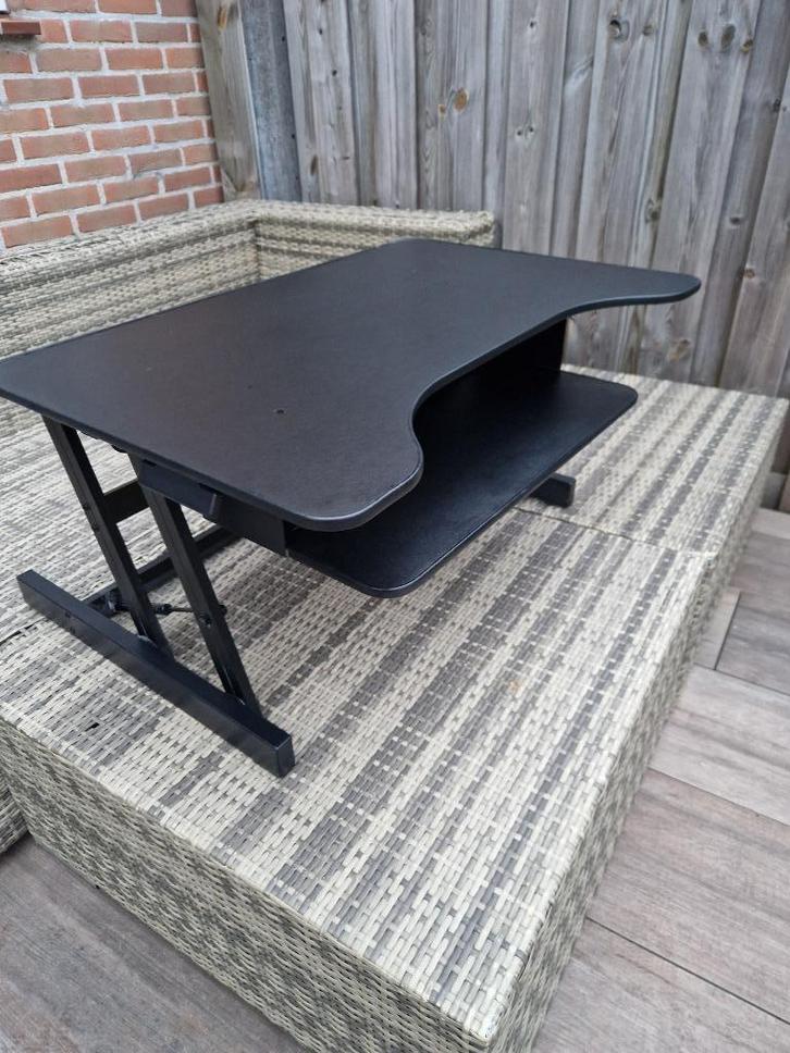 Zit/sta bureauverhoger Updesk met gasveer (db022), Computers en Software, Laptoptafels, Zo goed als nieuw, In hoogte verstelbaar