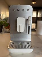 SMEG Volautomatische Koffiemachine, Witgoed en Apparatuur, Koffiezetapparaten, Afneembaar waterreservoir, Koffiemachine, Zo goed als nieuw