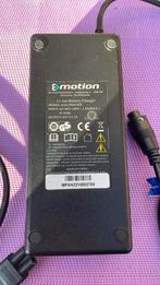 Te koop acculader Batavus Fonq €30,-, Fietsen en Brommers, Ophalen of Verzenden, Zo goed als nieuw