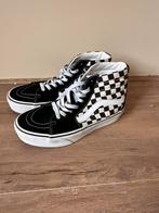 Vans Sk8-Hi sneakers in het zwart-wit, Kleding | Dames, Schoenen, Ophalen of Verzenden, Zo goed als nieuw, Zwart, Sneakers of Gympen