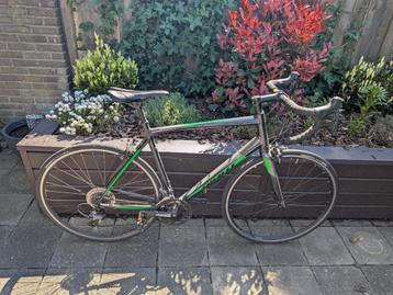 Giant racefiets beschikbaar voor biedingen