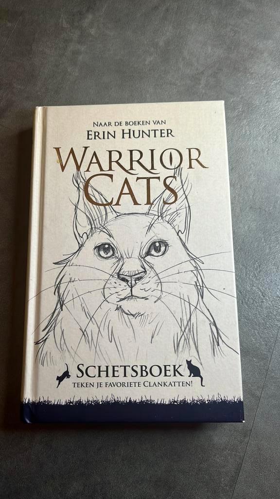 Frieda van Raevels - Warrior cats schetsboek/tekenboek, Boeken, Kinderboeken | Jeugd | onder 10 jaar, Nieuw, Non-fictie, Ophalen of Verzenden