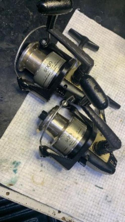 shimano molens biomaster III 6000 2x, Watersport en Boten, Hengelsport | Karpervissen, Zo goed als nieuw, Molen, Ophalen of Verzenden