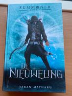 De nieuweling summoner van taran matharu, Boeken, Gelezen, Taran Matharu, Ophalen of Verzenden