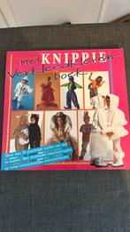 Het Knippie verkleedklerenboek, Ophalen of Verzenden, Zo goed als nieuw