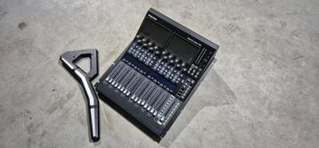 DEMO MODEL: Tascam Sonicview 16 digitale mixer met Dante (Ni beschikbaar voor biedingen