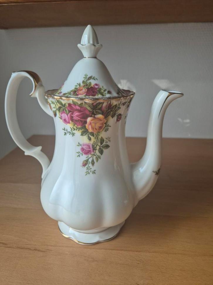 Royal Albert Old Country Roses Theekan Jaren '60, Huis en Inrichting, Keuken | Servies, Zo goed als nieuw, Overige typen, Overige stijlen
