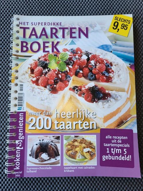 Het superdikke taarten boek,  koken & genieten,  200 taarten, Boeken, Kookboeken, Zo goed als nieuw, Ophalen of Verzenden