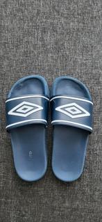 Umbro badslippers Maat 35, Ophalen of Verzenden