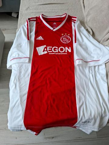 Kleding XXXL beschikbaar voor biedingen