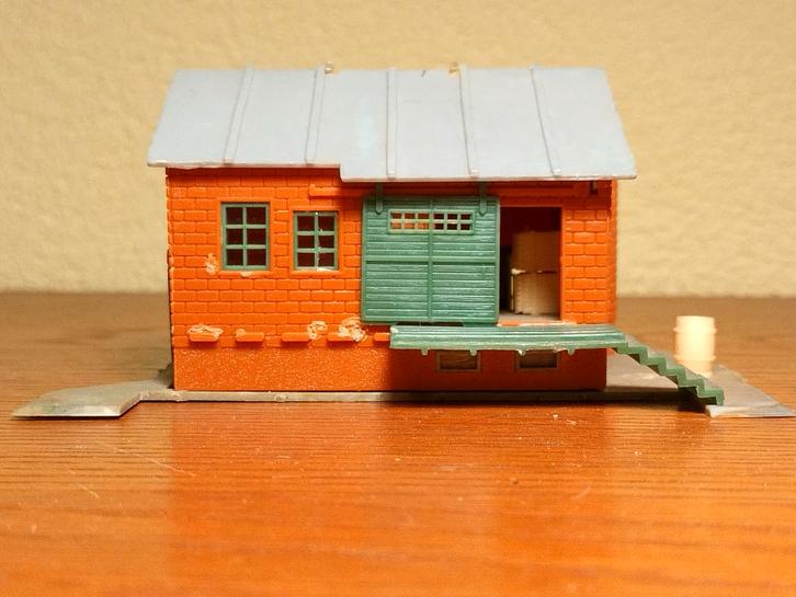 Faller B-151 - Goederenloods, Hobby en Vrije tijd, Modeltreinen | H0, Gebruikt, Brug, Tunnel of Gebouw, Gelijkstroom of Wisselstroom