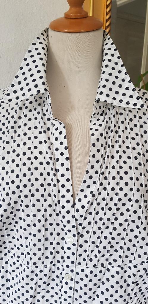 Nieuw, witte bloes met zwarte stippen. Mt 48 (even meten, Kleding | Dames, Blouses en Tunieken, Nieuw, Maat 46/48 (XL) of groter