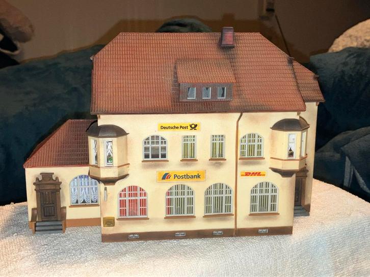 Kibri 38734 Modelspoor Postkantoor Gebouw, Hobby en Vrije tijd, Modeltreinen | H0, Zo goed als nieuw, Brug, Tunnel of Gebouw, Gelijkstroom of Wisselstroom