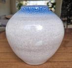 Kerameikos Tijnje, Friesland, keramiek, grijs/blauwe bolvaas, Huis en Inrichting, Ophalen of Verzenden