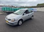 Nissan ALMERA TINO 1.8 AMBITION - AIRCO - EXPORT, Auto's, Nissan, Elektrische ramen, 1250 kg, 4 cilinders, 700 kg