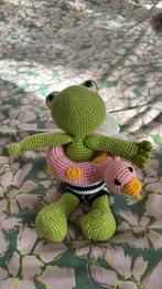 Vlijtig by Lies gehaakte knuffel haken kikker zwemband, Hobby en Vrije tijd, Breien en Haken, Ophalen of Verzenden, Zo goed als nieuw