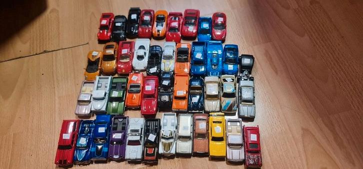 Schaalmodellen amerikaans hotwheels matchbox, Hobby en Vrije tijd, Modelauto's | 1:50, Zo goed als nieuw, Auto, Ophalen of Verzenden