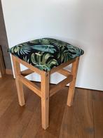 Nieuw net klaar gestoffeerd met gobelin handig krukje, Ophalen, Nieuw