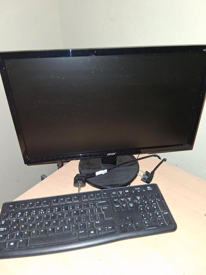 Oude Computer met Monitor en Toetsenbord, Computers en Software, Vintage Computers, Ophalen