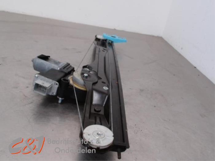 Ruitmechaniek 2Deurs links-voor van een Opel Combo, Auto-onderdelen, Ruiten en Toebehoren, Opel, Gebruikt, 3 maanden garantie